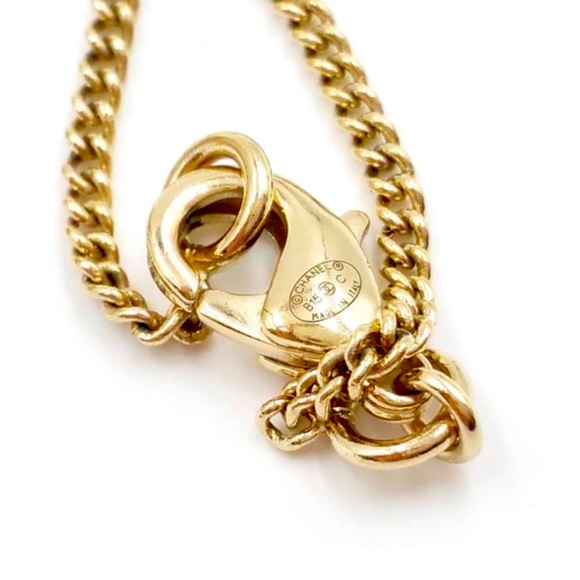 Chanel Necklace - Picture 4 of 5